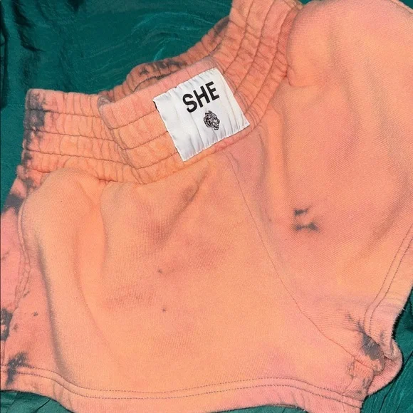 🐺🍑🐺 • 🫦 Darc Sport x SHE x Peachy Vibes 🫦• 🍑🐺🍑